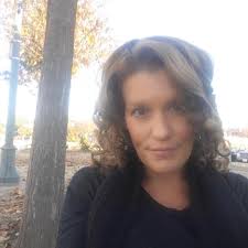 Awesome pair of vintage mid century 70's wicker rattan lidded owl baskets  in excellent condition. 8” and 6” tall. Boho decor