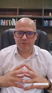 Parabéns aos novos Juízes que ingressam na Magistratura. Em especial à nova  Juíza Heloísa Helena Avi Ramos, colega que se formou junto comigo na UEL.  Muito sucesso na carreira.