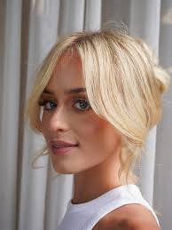 Model seeking blonde hair refresh services