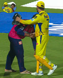 Shubham Mishra | Vaibhav Suryavanshi Touching Feet of MS DHONI :O :O | Instagram