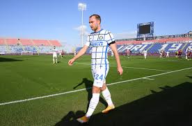Christian eriksen is ready to turn down a premier league return, despite interest from both manchester united and arsenal. Tottenham Hotspur Fans React To Latest Transfer News On Christian Eriksen Thisisfutbol Com