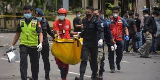 Ledakan bom bunuh diri terjadi di gereja katedral makassar, sulawesi selatan, pada minggu (28/3) sekitar pukul 10.20 wita. Tmmev1onx6rwfm
