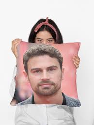 James Pillow