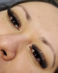 El-E-Vate Lash Studio