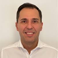 90+ perfiles de «Manuel Andujar»