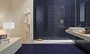 Badfliesen von fliesen24 verwandeln ihr badezimmer in eine wohlfühloase. Blaue Fliesen Furs Badezimmer 25 Moderne Beispiele