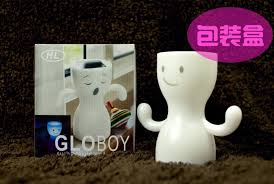 Globoy Solar Night Light Could Be The Cutest Gadget You Will Ever Own