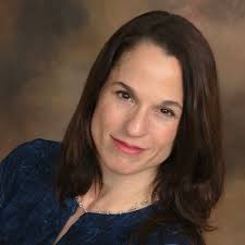 Amanda Sumner's Instagram, Twitter & Facebook