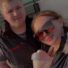 I'm looking for someone that is able to offer embroidery of my own designs  onto a top I have please, if anyone has any recommendations? I'm also  looking for these designs in