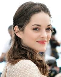 See more of marion cotillard fr on facebook. Beautiful Smile Marioncotillard In 2021 Marion Cotillard Hair French Beauty Marion Cotillard