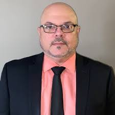 Mike Fecteau's Instagram, Twitter & Facebook