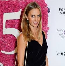 Their pictures started appearing on the social media platform nine weeks ago when the pair were staying in turkey. Frida Andersson Lourie Swedish Model Wiki Bio Profile Unknown Facts And Family Details Revealed Thenewscrunch