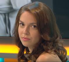 Sunday morning at Romaine's house…