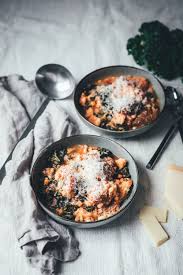 Ribollita Toskanischer Eintopf Mit Grunkohl Und Weissen Bohnen Rezept In 2020 Eintopf Erbseneintopf Rezept Kochen Und Backen
