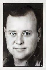 Lee Lanham's Instagram, Twitter & Facebook