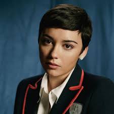 Mencía blanco commerford (martina cariddi). Elite 4 Who Are The New Las Encinas Students Season 4 Fame