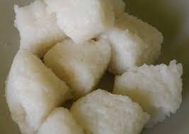 Cara membuat kerupuk bawang dari nasi sisa hasilnya gurih renyah dan bisa disimpan dalam waktu yang lama. Resep Lontong Dari Nasi Sisa Simpel Pakai Rice Cooker Oleh Lely Fika Cookpad