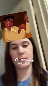 Jillian Holcomb's Instagram, Twitter & Facebook