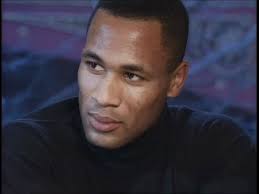 Les Ferdinand as James Bond 009