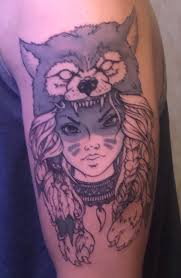 Lobo cinzento grey wolf neo trad desenha e fala speed drawing 107 play | download. Sooo Happy On The Amazing Outcome Of This Neo Traditional Wolf Headdress 7hrs Nonstop By Katie At Gspot Tattoo Wilmington De Tattoos