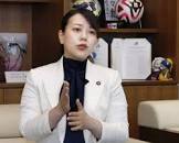 川田翔子