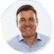 Bart Hampton's Instagram, Twitter & Facebook