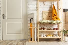 How should i decorate my entryway is a question almost every homeowner ponders. Foyer Design Ideas How To Decorate Your Entryway