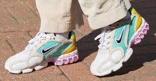 Fresh, iconic and exclusive styles for on the pitch and on the street from nike. Size Unveils Its Carnaby Street Nike Spiridon Cage 2