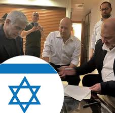 Lapid was known prior to his political career as a journalist with a popular talk show and a strong media presence. Christine Kensche Artikel Kontakt Profil Autorenseite Welt