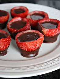 Chocolate Filled And Dipped Strawberries Holy Scrumptious Chocolate Filled Strawberries Strawberry Shots Desserts