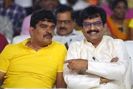 Contact actor vivek on messenger. Happy Birthday Vivek Here Are Some Rare Snaps Of Chinna Kalaivanar The New Indian Express