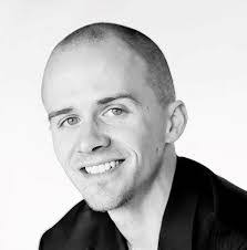 Glen Sumner's Instagram, Twitter & Facebook