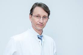 Survived by children, james (eileen) ernstberger, peggy (david) wallan and thomas (kim) ernstberger; Neuer Chefarzt In Der Wirbelsaulenchirurgie Remscheid Sana Kliniken Ag