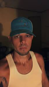 Justin Windham (@real_country_boiii.6)