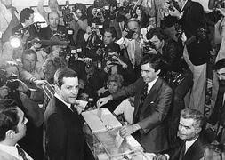 En la mañana del 15 de junio los grupos de izquierda que se presentaron a las elecciones se encontraron con que en los. De Camisa Azul A Presidente El Comercio