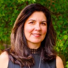 Dina Petersen's Instagram, Twitter & Facebook