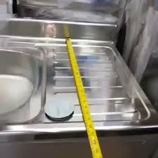 هناك بعض الملاحظات تكون بسيطه لكنها مهمه وقت ماتشتري مغسلة المطبخ المجلى احرص ان يكون الحوض اللي فيه Washing Machine Home Appliances Laundry Machine
