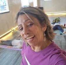 On the streets of Castries,in living color.