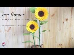 Siapkan kertas origami, kemudian bagi menjadi empat. Cara Membuat Bunga Matahari Dari Kain Flanel Diy Felt Sunflower Tutorial Youtube Bunga Kain Tenun Bunga Kertas Bunga
