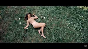 Feride Hilal Akin & Ilyas Yalçintas: Sehrin Yolu (Music Video 2018) - Feride  Hilal Akin as Feride Hilal Akin - IMDb