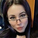 Laurie Mainville's Instagram, Twitter & Facebook