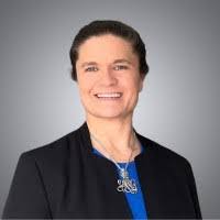 Mandy Helm's Instagram, Twitter & Facebook