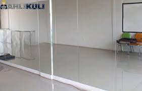 Solusiruma spesialis pemasangan kaca tempered, kaca cermin, kaca skylight dan partisi kaca kamar mandi di jabodetabek dan sekitarnya dengan pelayanan… harga kaca cermin harga rp 1.100.000 per meter persegi pakai bingkai (kode wh5a2b8) harga rp 1.250.000 per meter persegi. Harga Kaca Cermin Per Meter 2021 Murah Bagus Ahlikuli