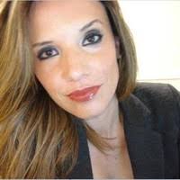 100+ "Renata Valente" profiles