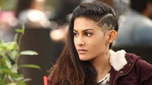 Other than hindi she also appeared in english, tamil and telugu language movies. Good Scripts Hard To Come By In Bollywood Amyra Dastur Entertainment News Hindustan Times