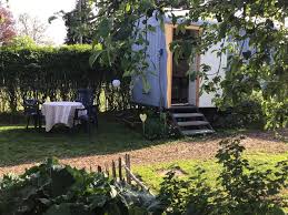 Bayern 1 mainfranken news bayern 3 dorffest treuchtlingen bayern 3 partyschiff 2020 bauwagen fur den garten du willst stehlen von noch so ein bauwagen blog schneider. Bauwagen Villa Frederik Radebeul Aktualisierte Preise Fur 2021