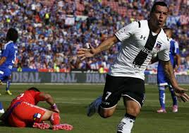 Con un fant�stico repunte en la segunda mitad, los tricampeones superaron. Colo Colo Supera A La U En Ultimos Superclasicos En El Nacional