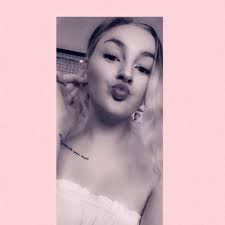 Chelsea Douglas (@Chelsea_Doug)