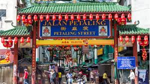 In malaysia, there are numerous shopping malls, complexes and stores where you can hit upon stylish clothes, elegant footwear, optical items, elite watches and since dollars and pounds make favorable exchange in ringgit, people can buy more at comparatively less price. Shopping In Malaysia Famous Things To Buy Top Markets