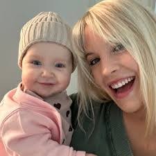 Bonnie Keaton's Instagram, Twitter & Facebook